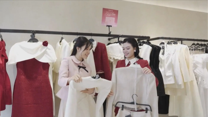 Xu hướng thời trang Thu Đông khi Hà Nội vào mùa mới